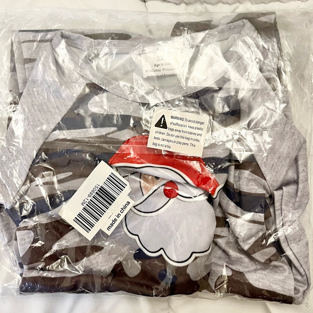 Baby Boy Santa Christmas One Piece Romper Size 0-3 months - Picture 4 of 11